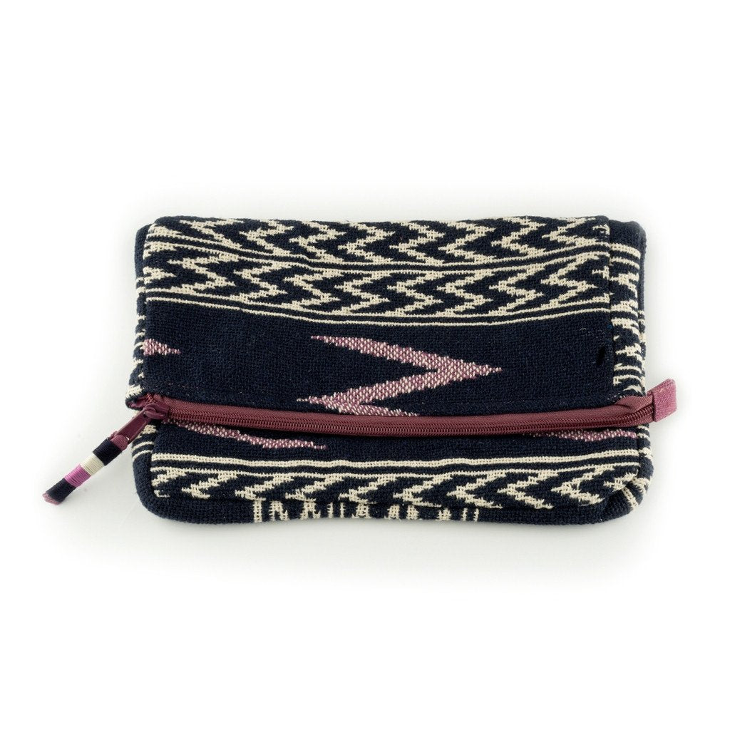Smart accessories pouch