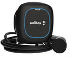 Cargador de coche eléctrico Wallbox Pulsar Max negro con cable recogido y conector Tipo 2, fotografía de producto.