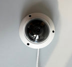 Caméra de sécurité Hikvision AcuSense de 4 MP avec détection de personnes et de véhicules
