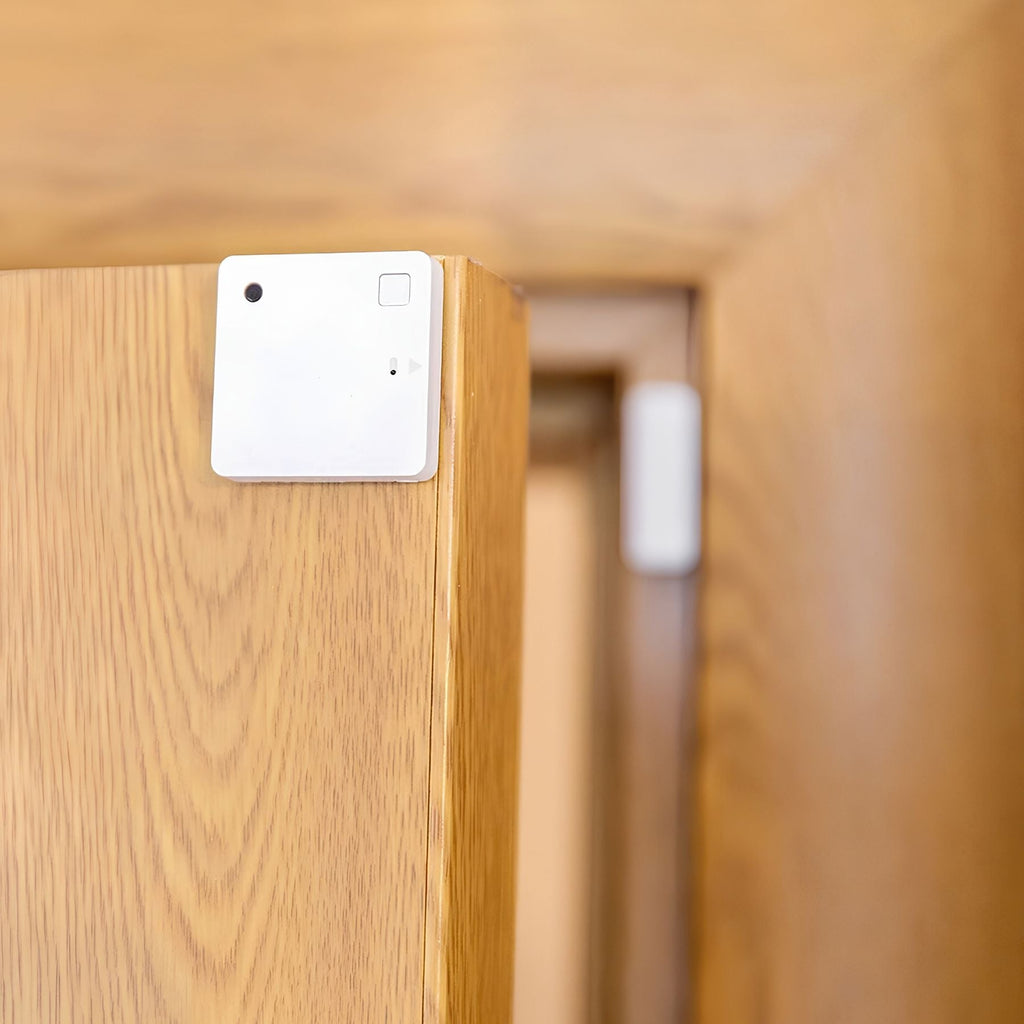 Shelly BLU Door/Window ZB Blanco — Sensor Zigbee de Puerta y Ventana